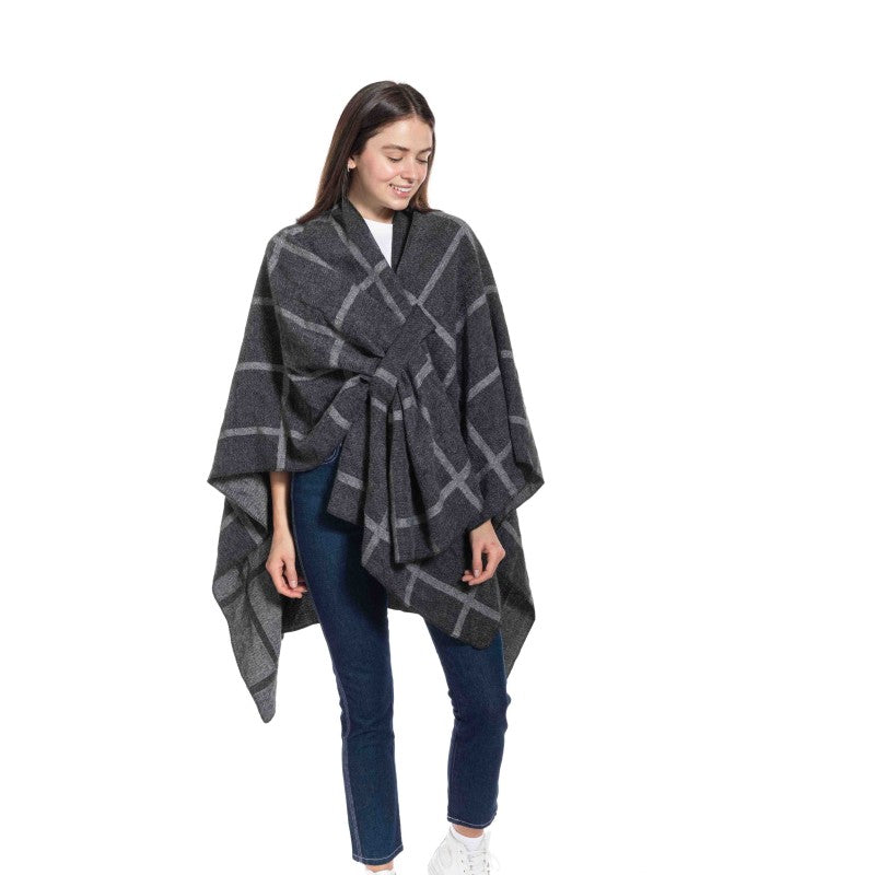 Geometric oversized sweater poncho