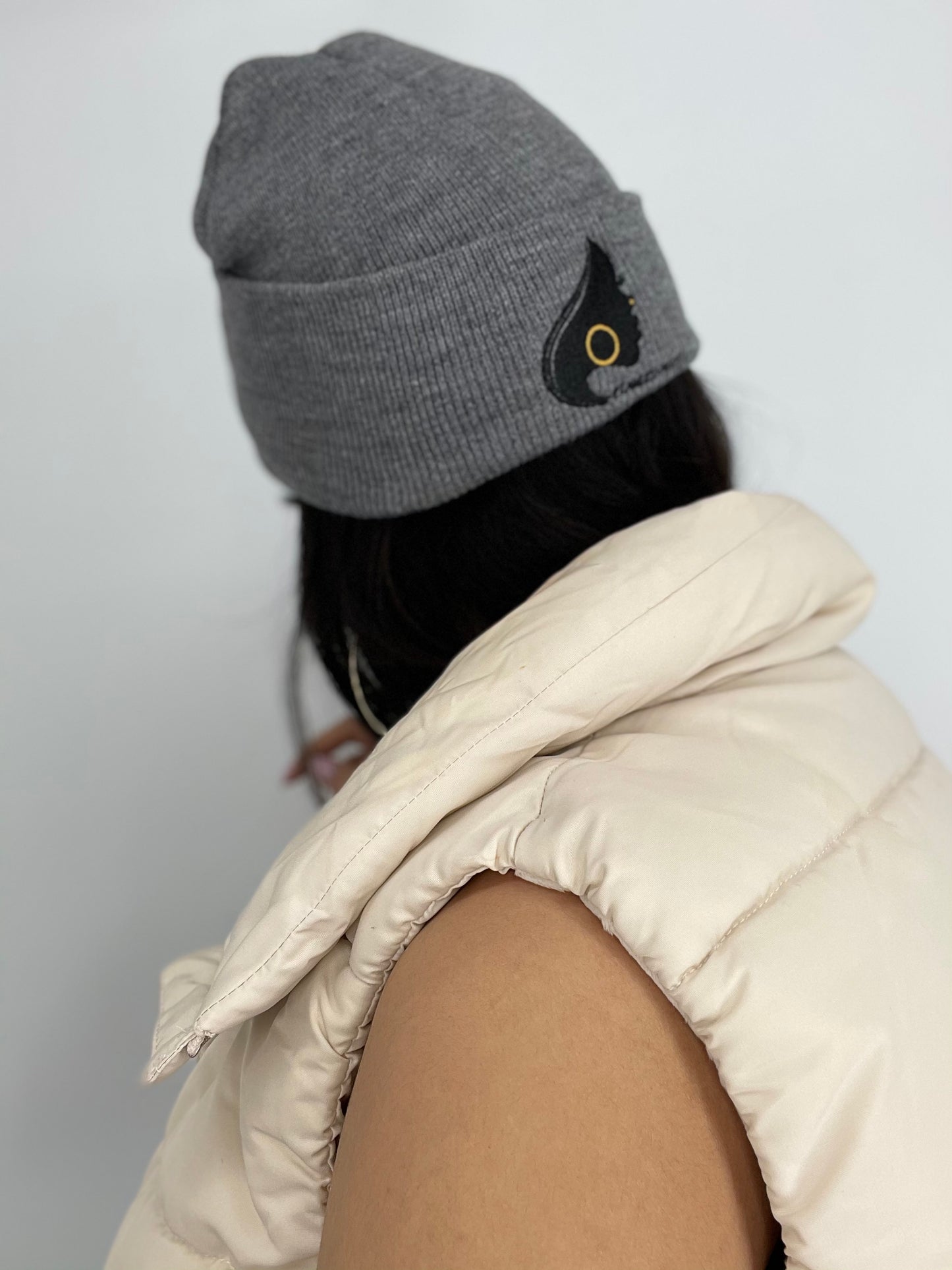 Flawless Faces beanie - Monique Fashion Accessories