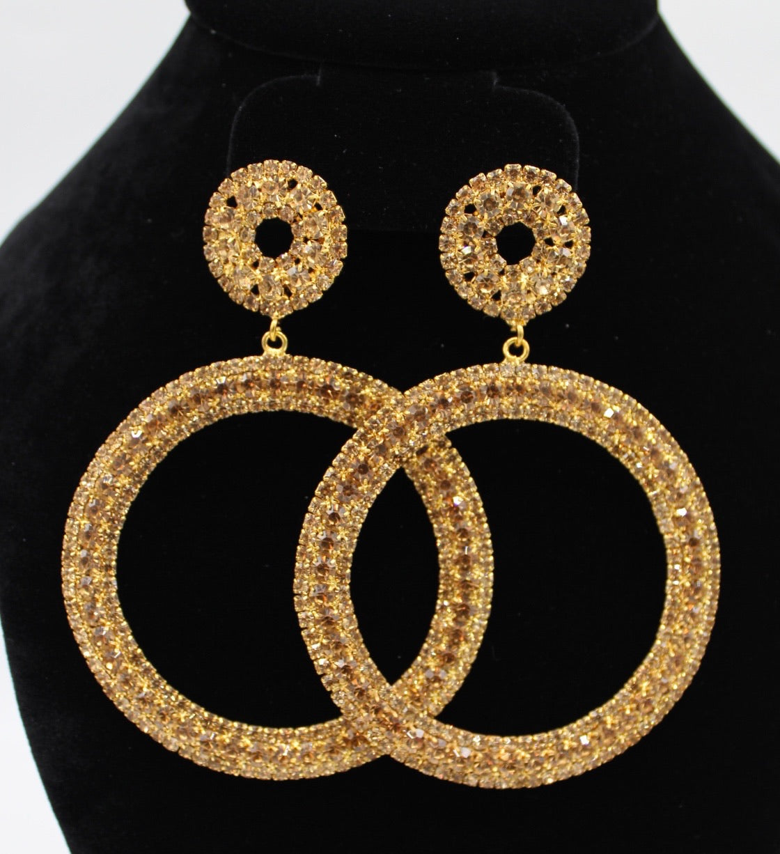 Large hoop earrings - Monique Fashion Accessories