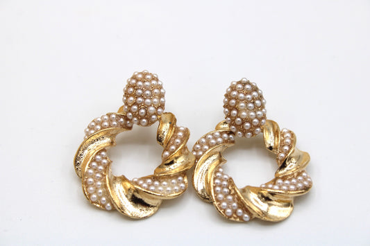 She’s classy - Monique Fashion Accessories