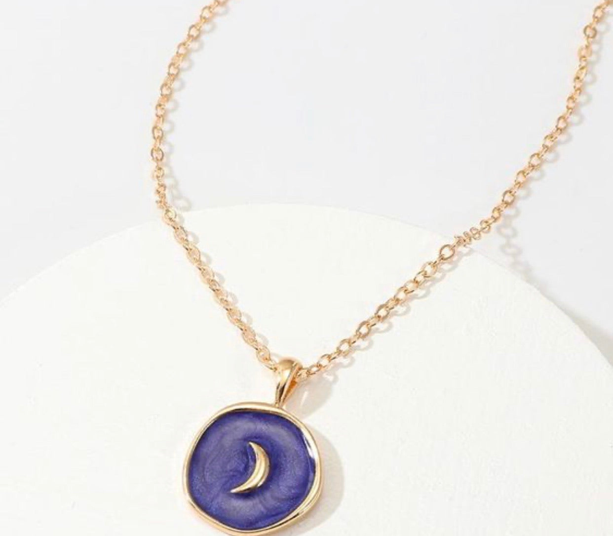 Pendant necklace - Monique Fashion Accessories
