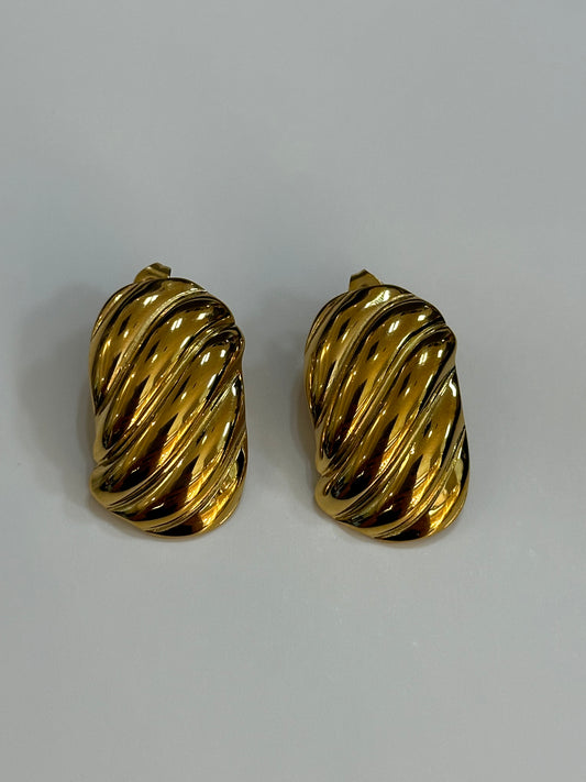 Croissant earrings
