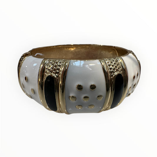 Kia bangle