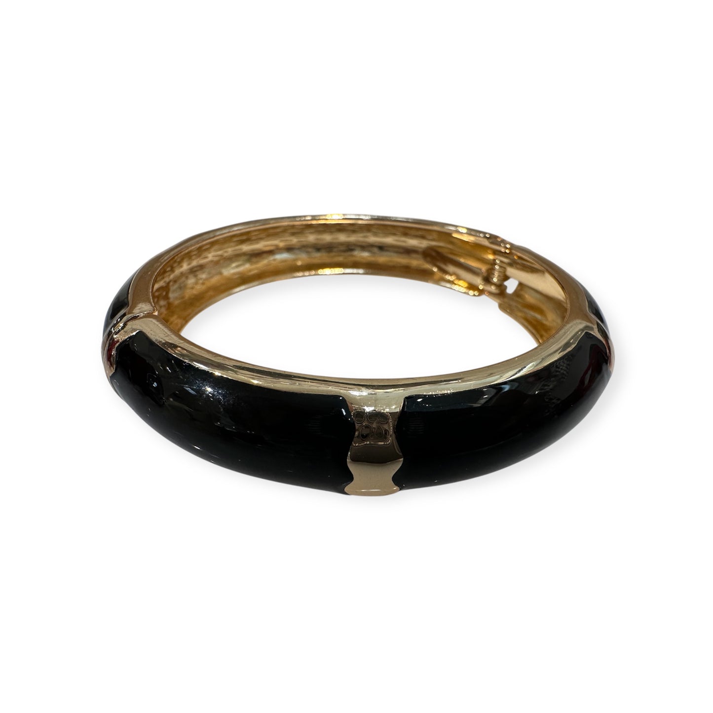 Colored hinge bangle