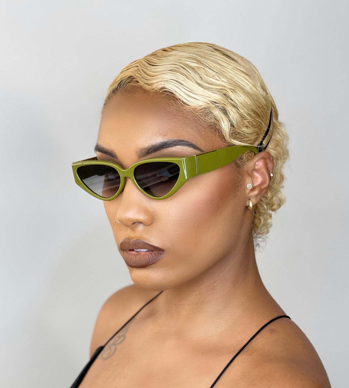 Top notch shades - Monique Fashion Accessories