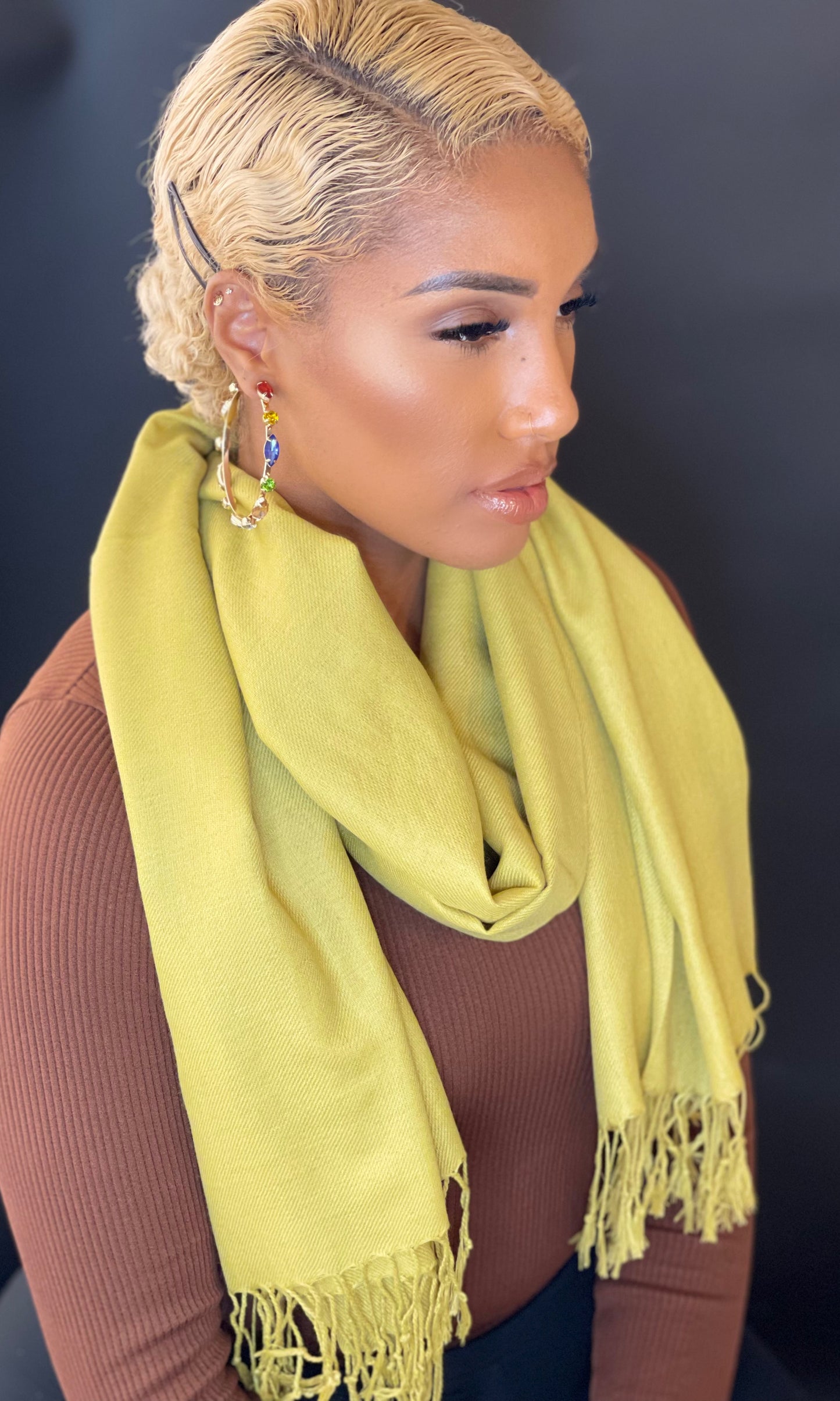 Jewls scarf - Monique Fashion Accessories