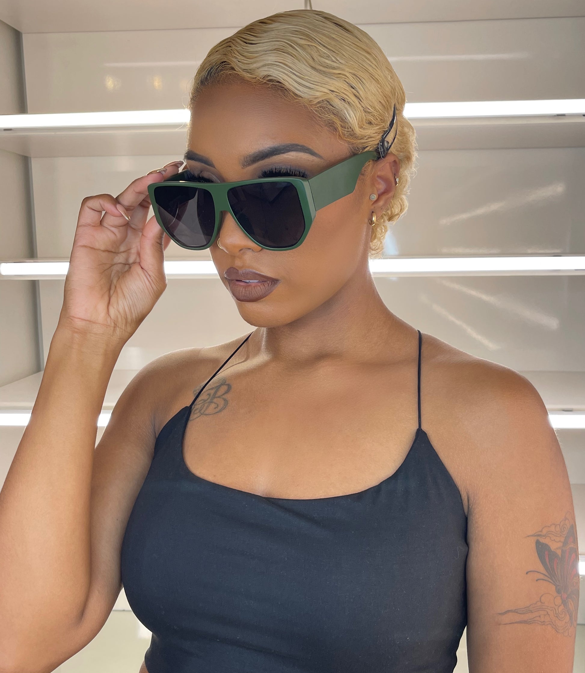 B shades - Monique Fashion Accessories
