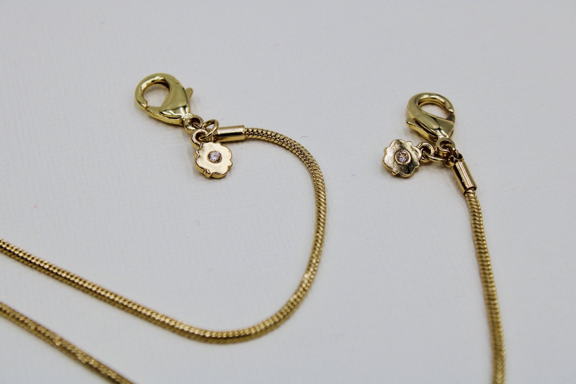 Gold chain mask necklace - Monique Fashion Accessories